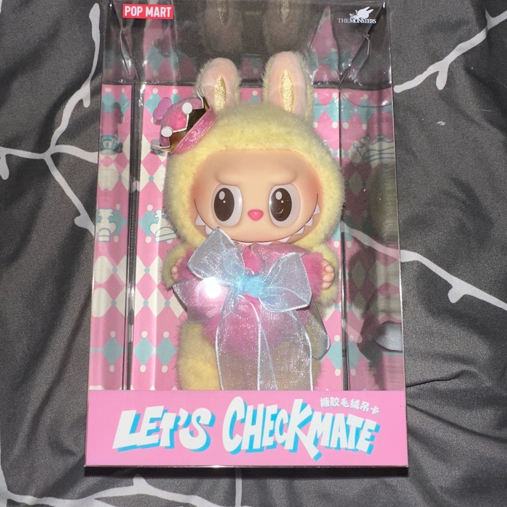 Pop MART Labubu Let's Checkmate Series Queen Vinyl Plush The Monsters Doll